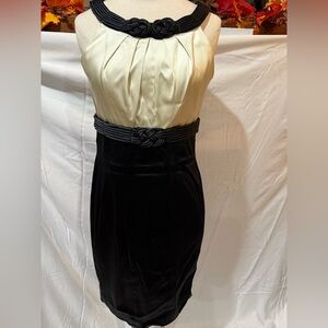 Jones New York Black and Cream Midi Dress